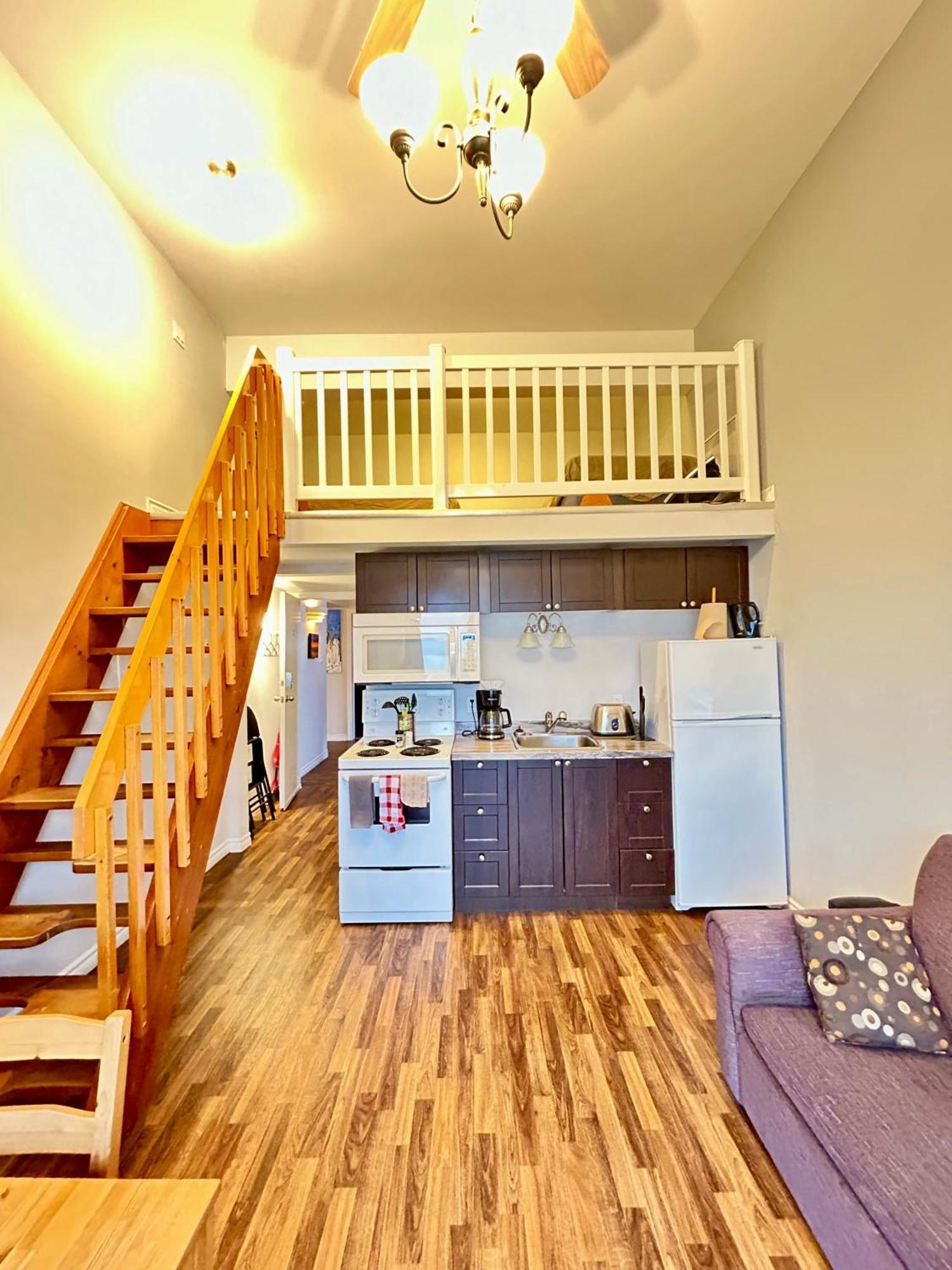 Resort Lac Ste-Marie Lac Sainte-Marie Экстерьер фото